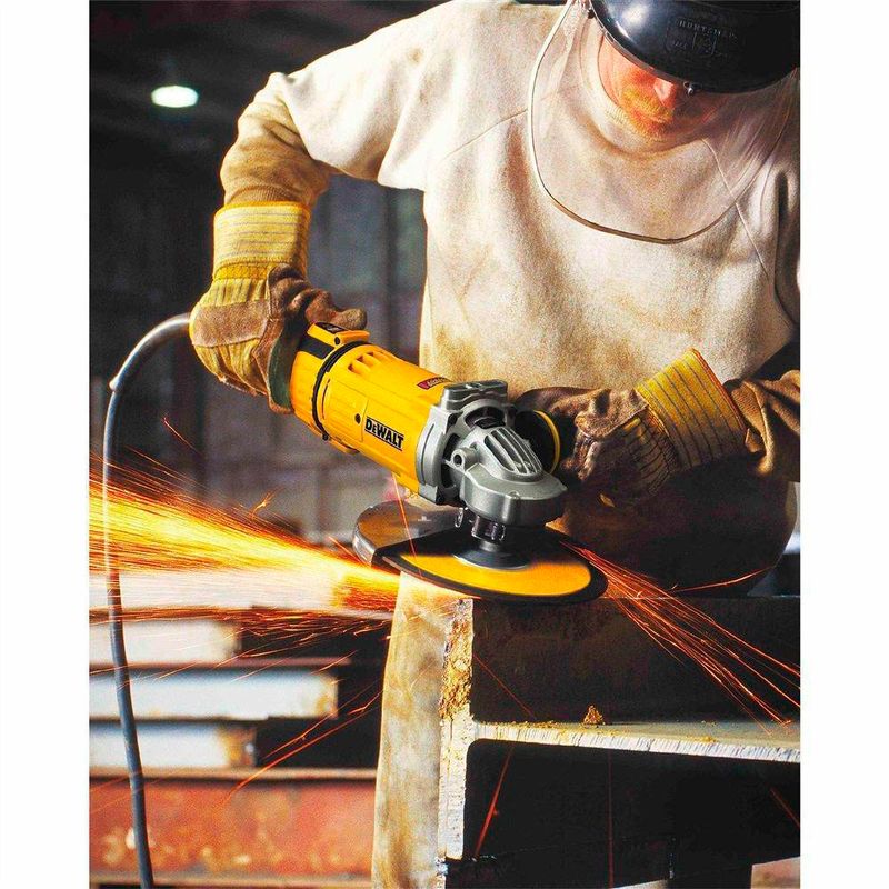 esmerilhadeira-angular-dewalt-7-pol-dwe4557b2-2400w-04