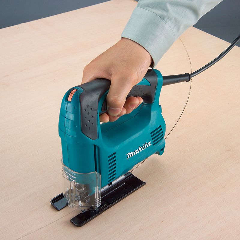 serra-tico-tico-makita-4327-02