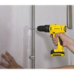 furadeira-de-impacto-e-parafusadeira-3-8-stanley-sch121s2k-br-12v-03