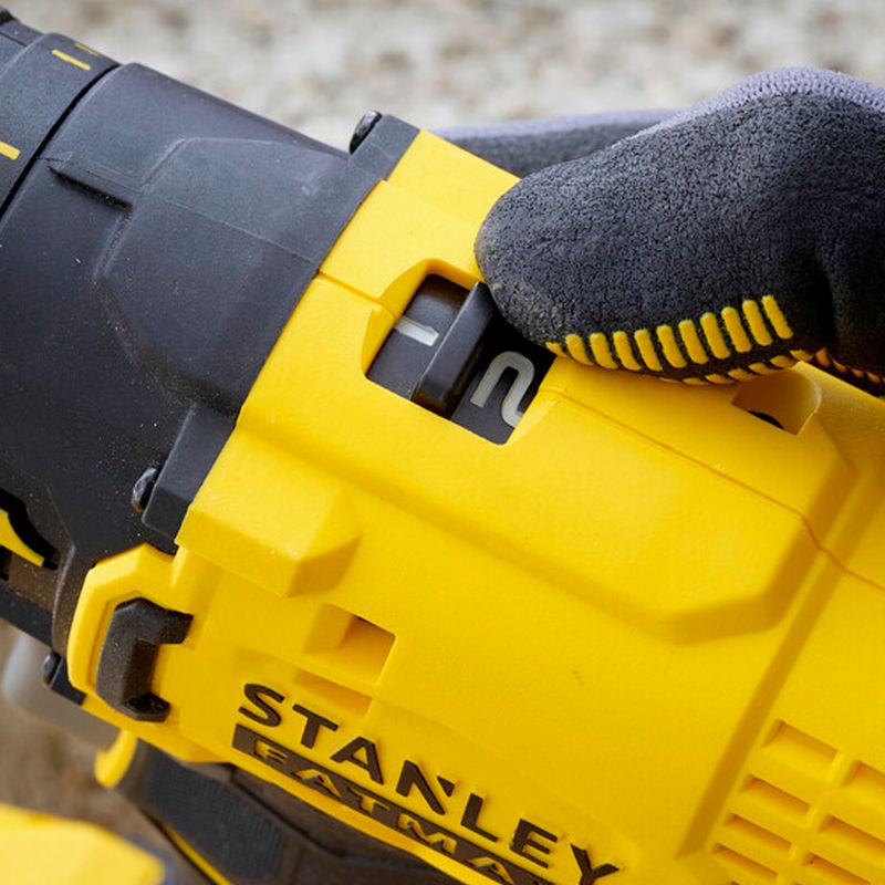 Furadeira-de-Impacto-e-Parafusadeira-1-2pol-Stanley-20V-13Ah_04