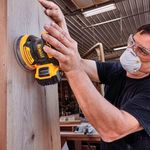 lixadeira-roto-orbital-5-pol-dewalt-20v-max-dcw210b-sem-bateria-e-sem-carregador_02