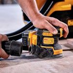 lixadeira-roto-orbital-5-pol-dewalt-20v-max-dcw210b-sem-bateria-e-sem-carregador_06