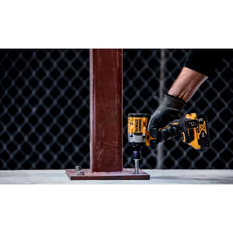 chave-de-impacto-compacta-12pol-dewalt-20v-max-atomic-dcf922b-b3_07