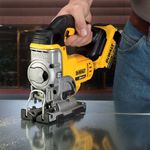 serra-tico-tico-sem-fio-20v-dewalt-dcs331-b3-sem-bateria-e-sem-carregador_02