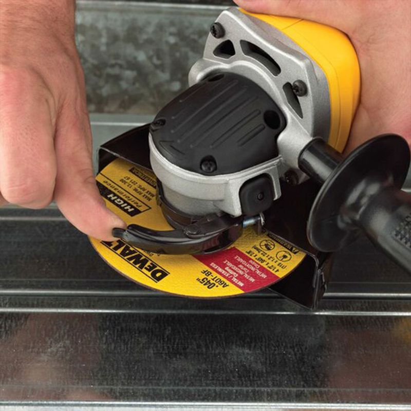 esmerilhadeira-angular-4-1-2pol-dewalt-20v-dcg412b-b2-sem-bateria-e-sem-carregador_05