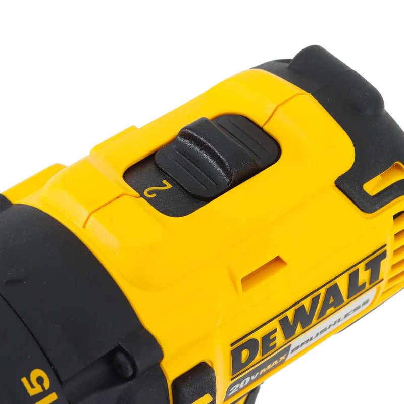 parafusadeira-furadeira-impacto-1-2pol-dewalt-dcd7781d2-br-com-2-baterias-20v-2ah-carregador-e-maleta_04