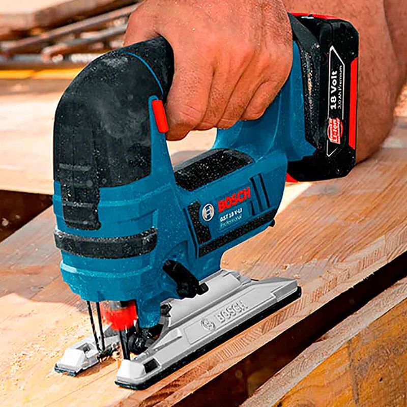 kit-serra-tico-tico-gst-18v-li-e-plaina-gho-18-v-li-bosch-com-2-baterias-18v-4ah-carregador-e-bolsa-220v_08