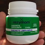 sabonete-limpa-maos-rezymom-com-microesferas-limao_02