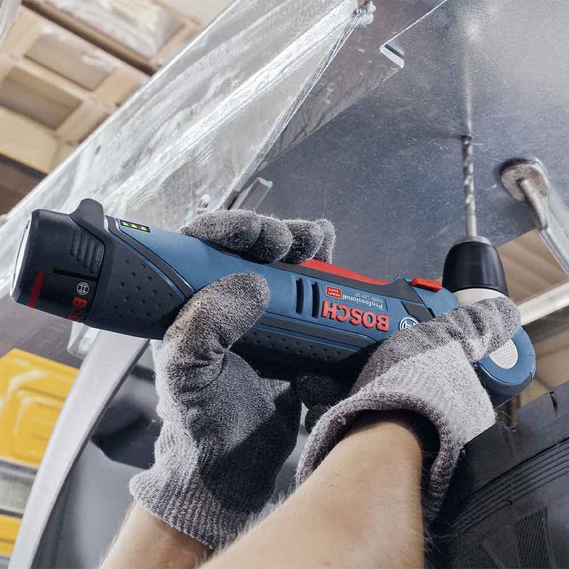parafusadeira-furadeira-3-8-pol-a-bateria-12v-bosch-gwb-12v-10-com-maleta-sem-bateria-e-sem-carregador_04