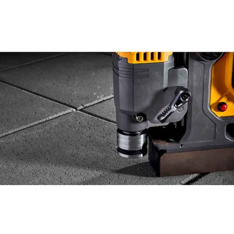 furadeira-base-magnetica-2-pol-dcd1623b-20v-dewalt-sem-bateria-e-carregador_07
