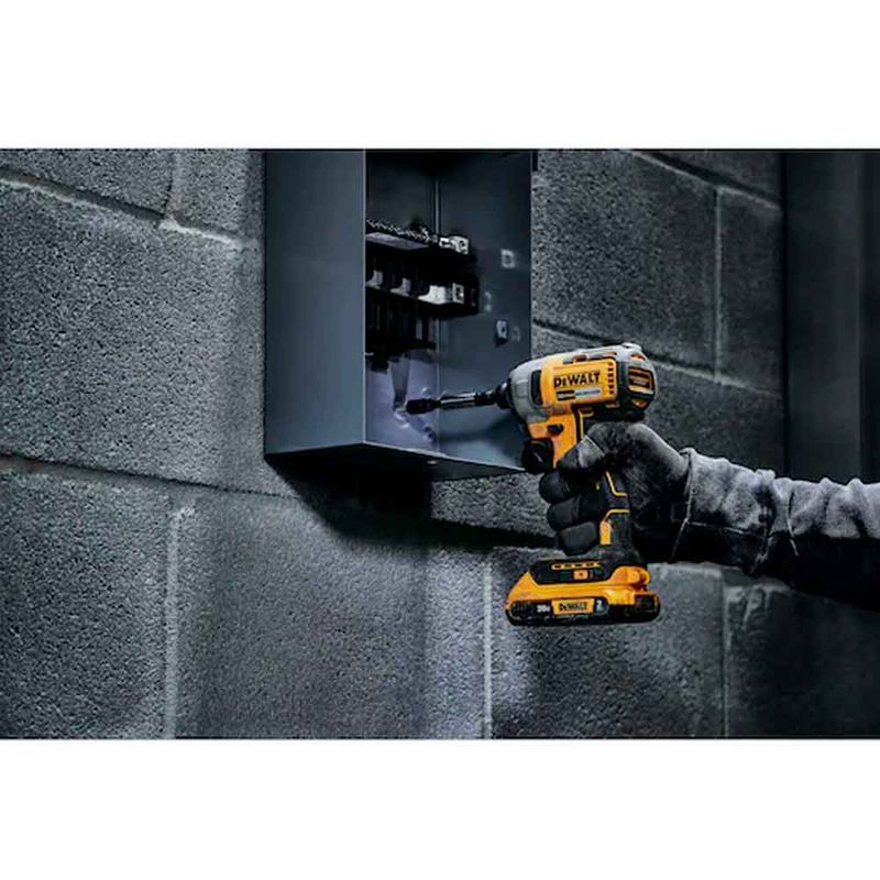 parafusadeira-e-furadeira-de-impacto-1-4-pol-dewalt-dcf7871d2-br-20v_05
