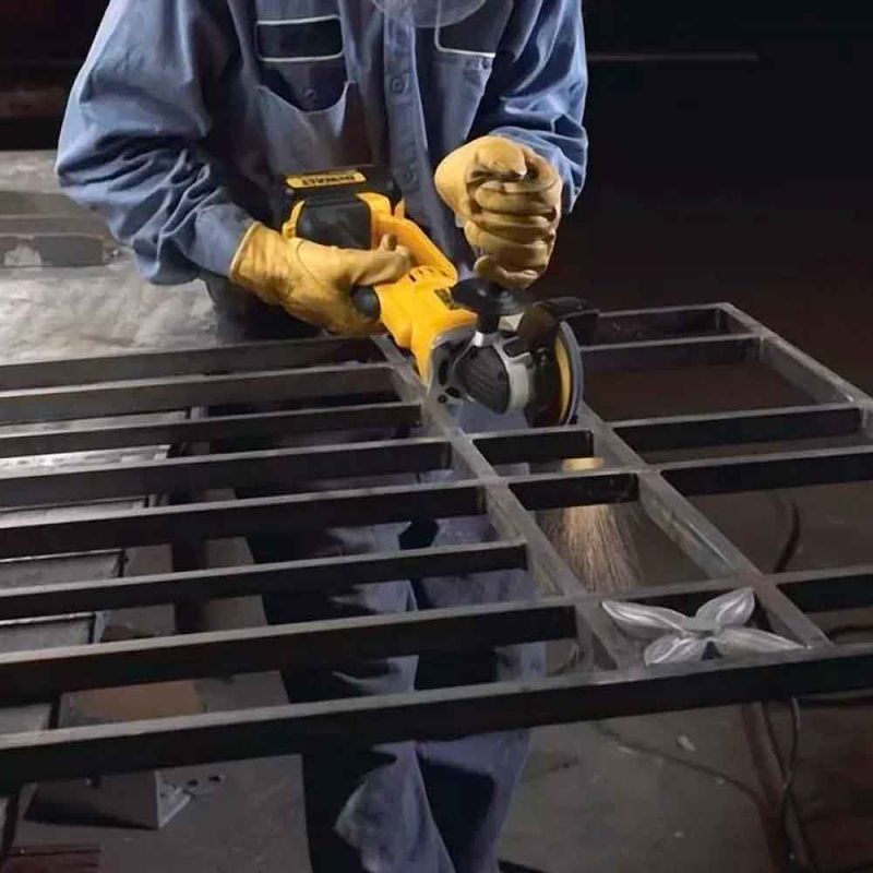 esmerilhadeira-angular-de-4-1-2-pol-20v-dewalt-dcg413p2-br-com-2-baterias-e-carregador_05