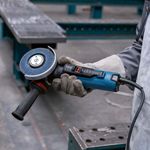 esmerilhadeira-angular-5-pol-1700w-bosch-gws-17-125-ps_05