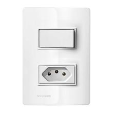 Conjunto Montado 4X2 Interruptor Simples 10A e Tomada 2P+T 10A 250V Revitá Soprano
