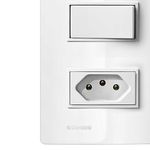 conjunto-montado-40-2-interruptor-simples-10a-e-tomada-2p-t-10a-220v-revita-soprano_01