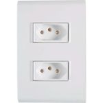 conjunto-montado-4x2-2-funcoes-2x-tomada-2p-t-20a-250v-liz-tramontina-branco_01