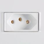conjunto-montado-4x2-2-funcoes-tomada-2p-t-10a-250v-liz-tramontina-branco_02