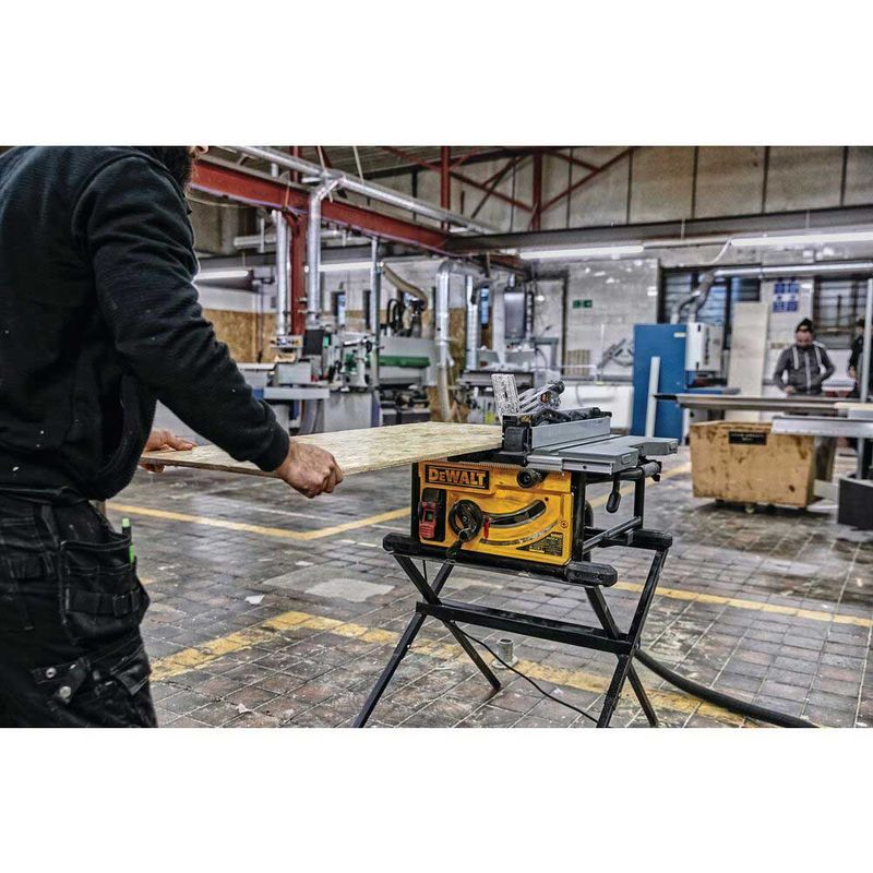 serra-de-bancada-10pol-dewalt-dwe7492-2000w-com-disco_13