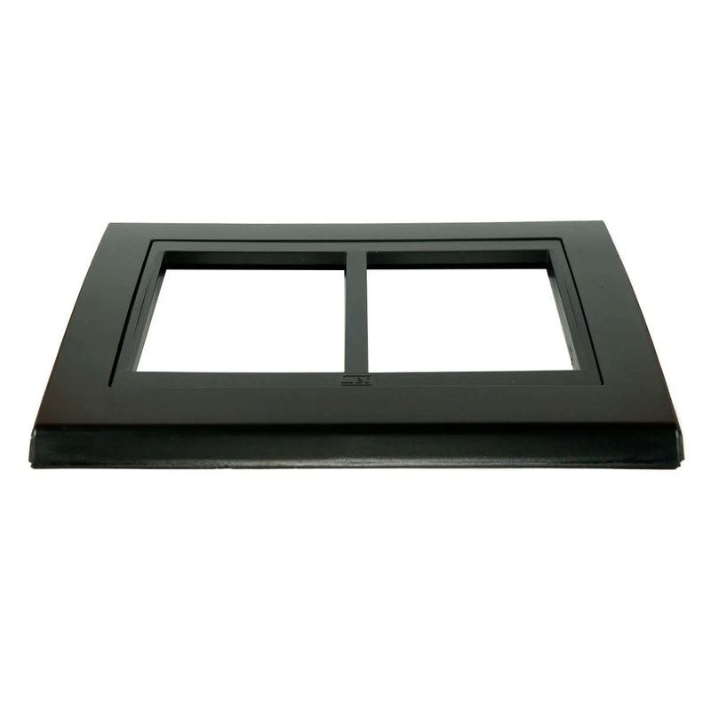 placa-4x4-com-6-postos-sem-suporte-refinatto-weg-preto-acetinado_03