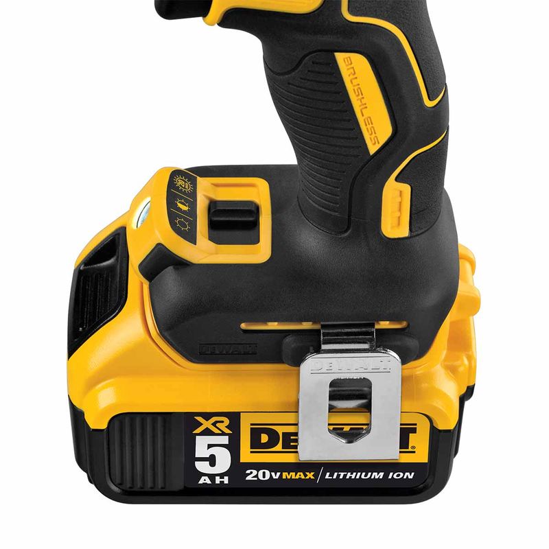 parafusadeira-furadeira-de-impacto-1-2-pol-20v-dewalt-com-carregador-2-baterias-e-maleta_06