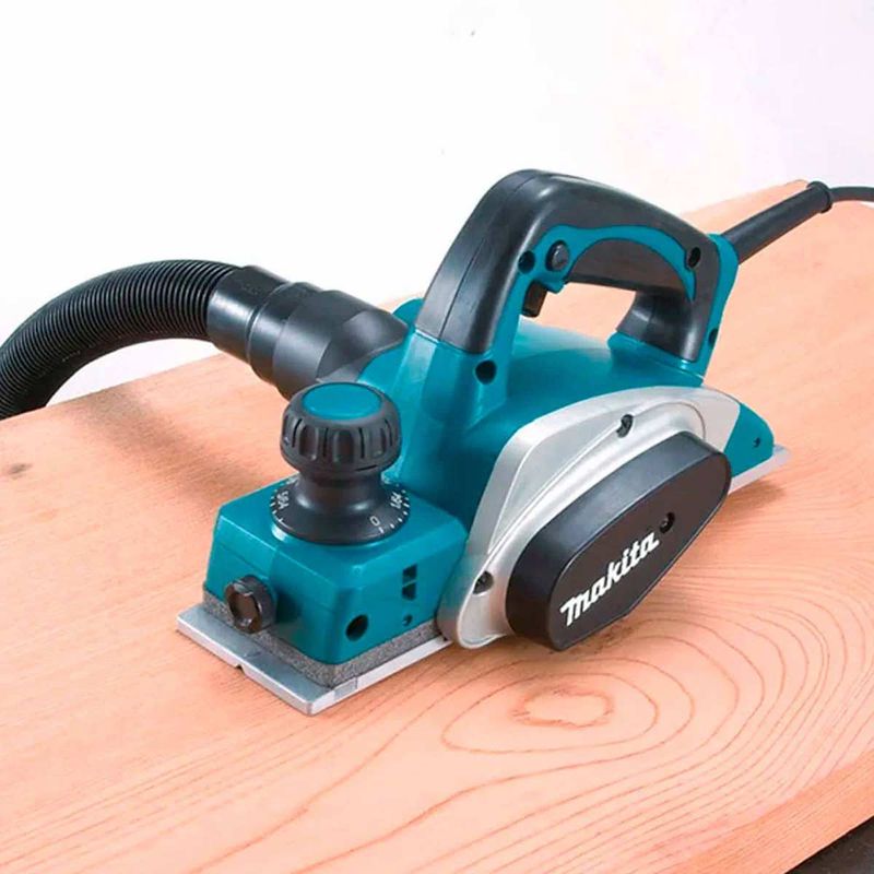plaina-eletrica-3-1-4-pol-makita-kp0800-620w_07