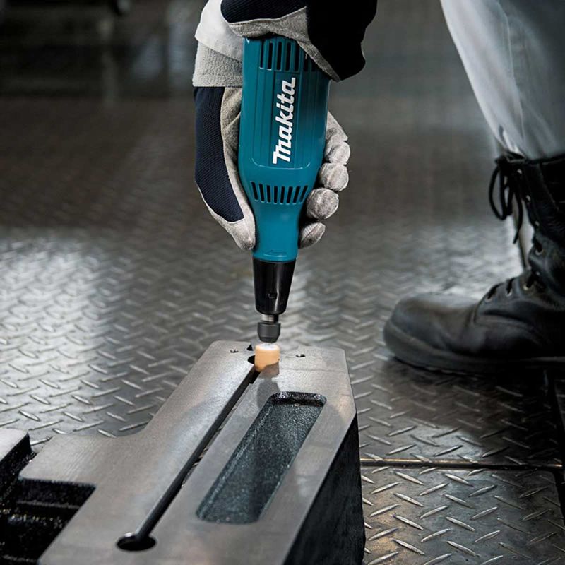 retificadeira-1-4-pol-makita-gd0603-240w_03