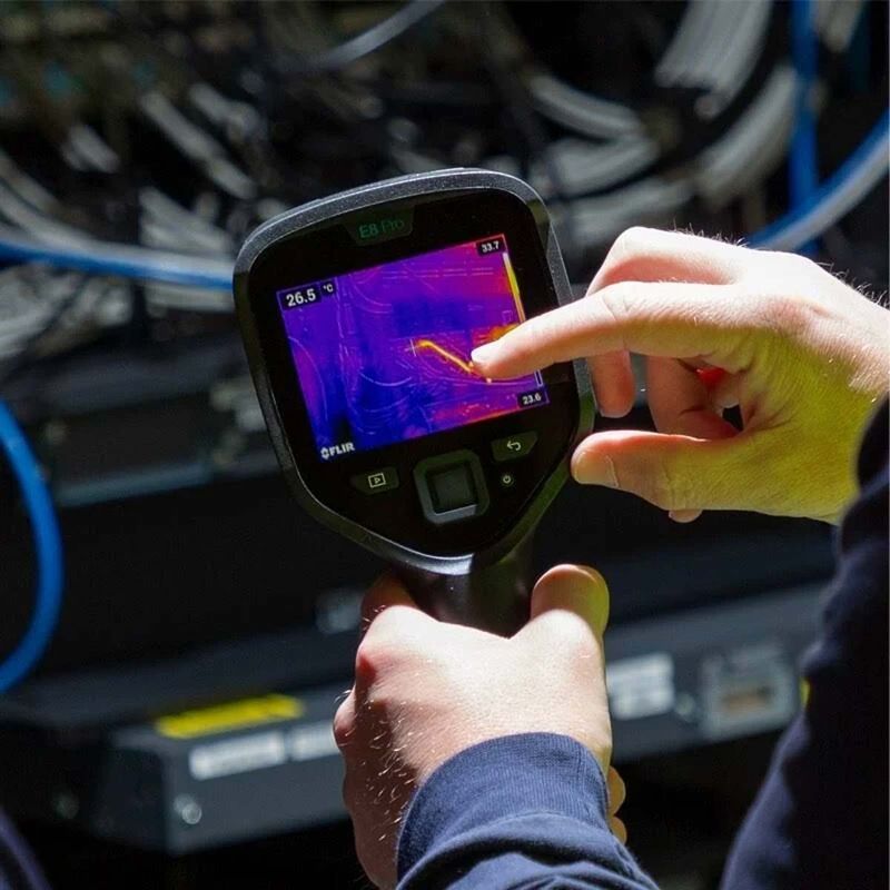 camera-termografica-flir-e8-pro-com-ignite-cloud_05.jpg