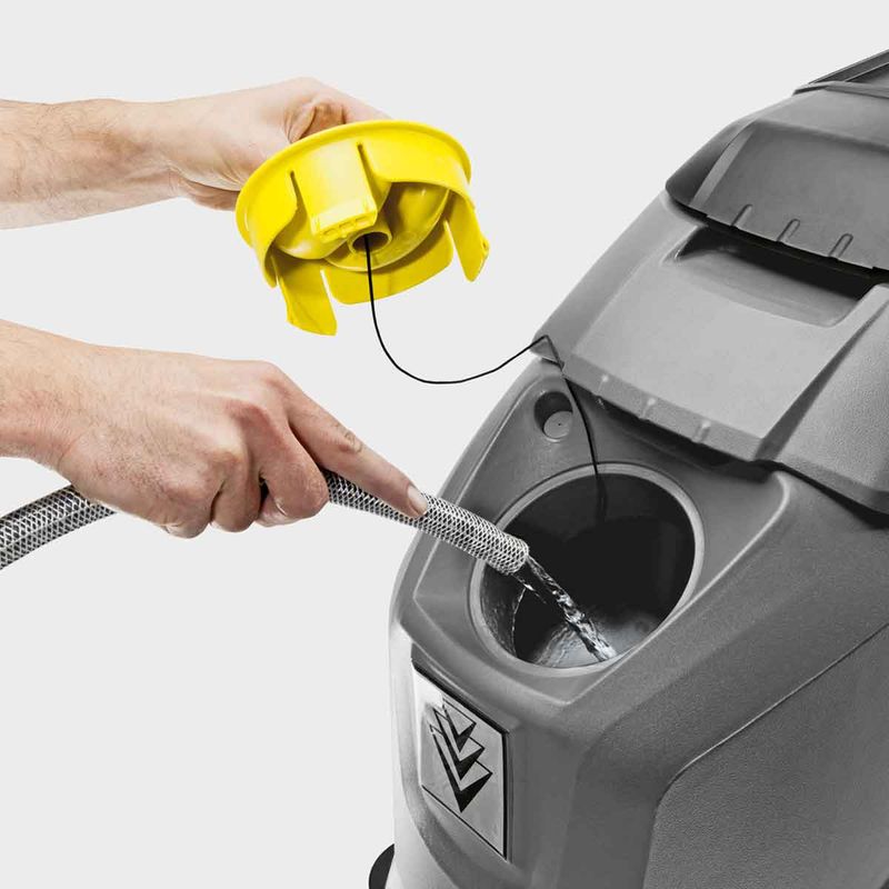 lavadora-secadora-de-piso-a-bateria-karcher-bd-50-50-c_06.jpg