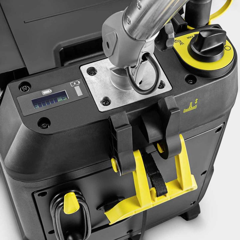lavadora-e-secadora-de-piso-a-bateria-karcher-bd-fit_06.jpg