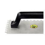 desempenadeira-aco-dentada-12-24cm-cabo-plastico-tramontina-02.jpg