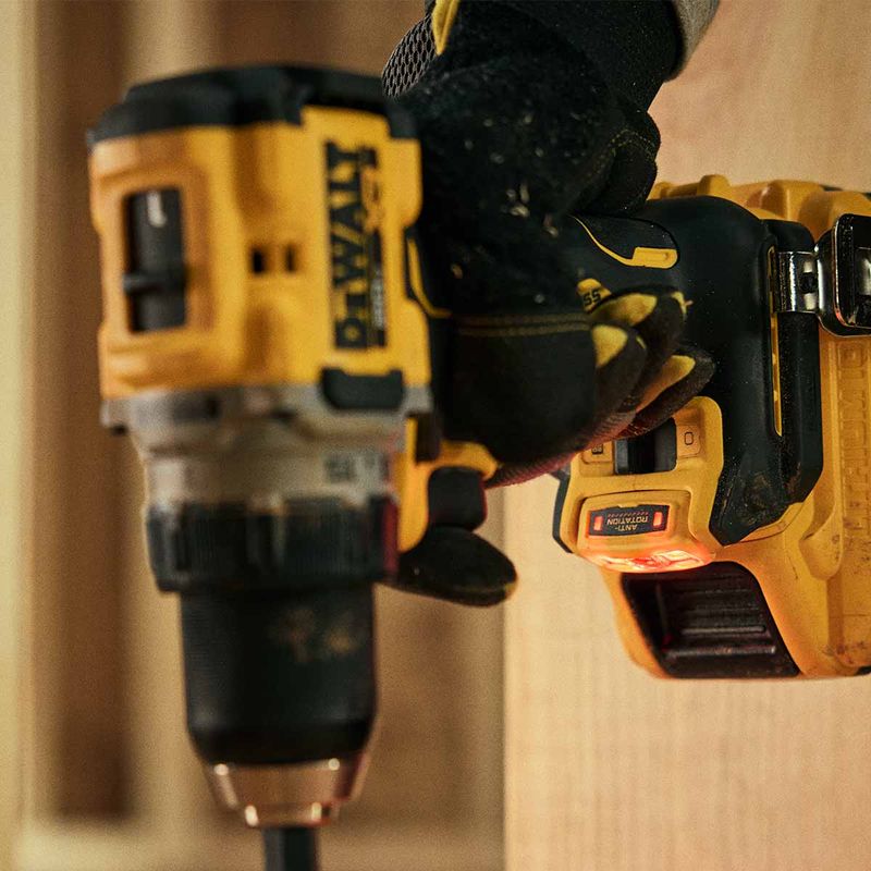 parafusadeira-furadeira-1-2-pol-20v-dewalt-dcd801-2-baterias-carregador-bolsa_08